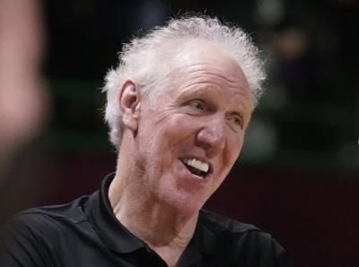 Basketball Legend Bill Walton Dies At Age 71