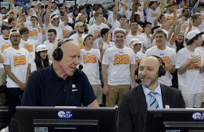 Dave Pasch paid a lovely tribute to longtime broadcasting partner Bill Walton