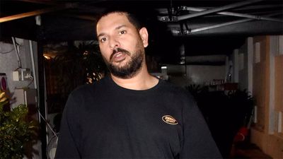 Yuvraj Singh sends legal notices to real estate firms for privacy violation and delayed possession