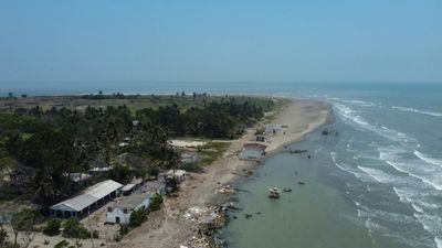 Submerged Homes, Heat Waves Fuel Mexico Climate Angst