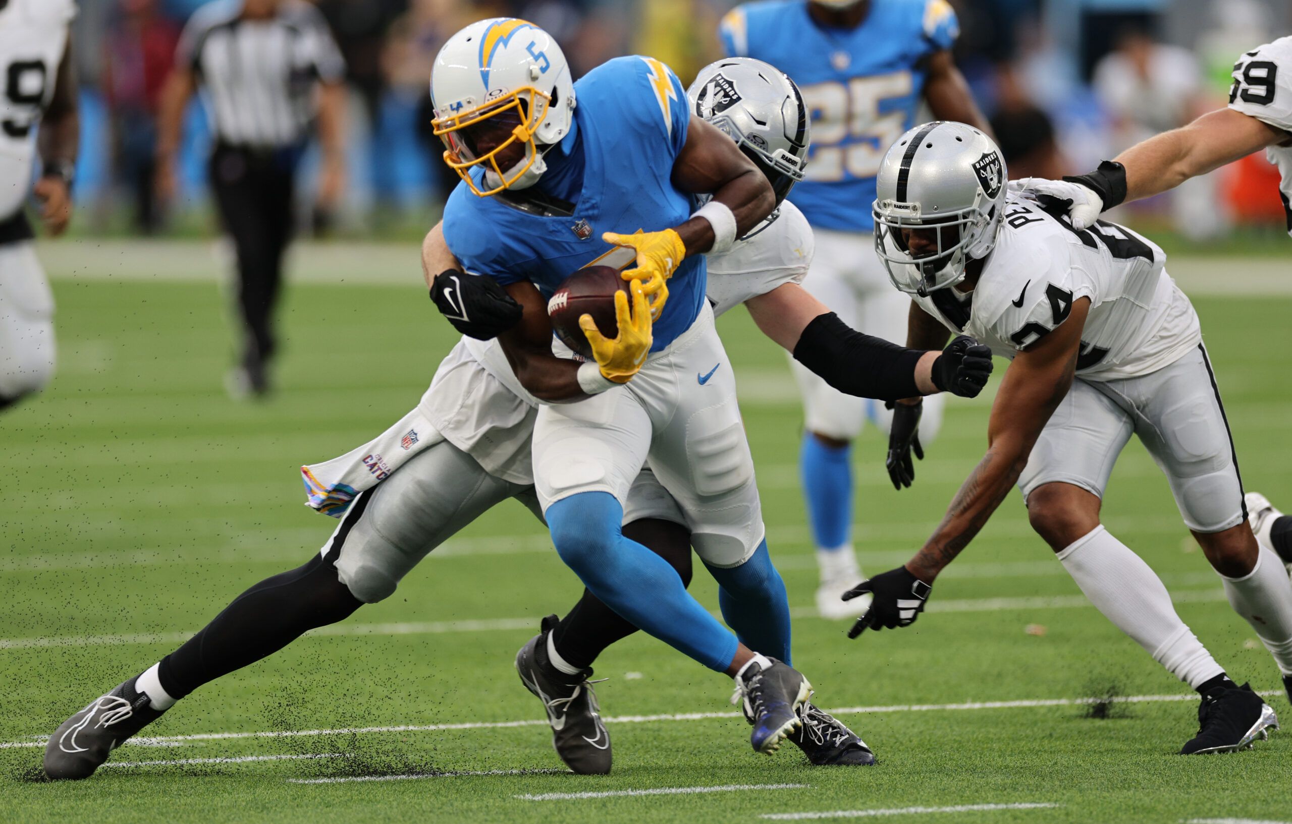 Caged Bulbs: Fallout 76'S Most Underrated Item? - w6ibvmg