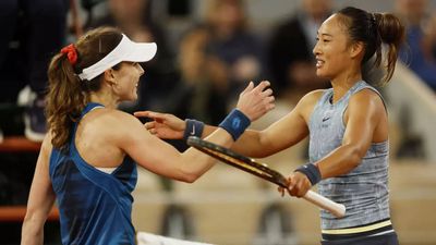 Zheng sends Cornet into retirement with French Open thumping