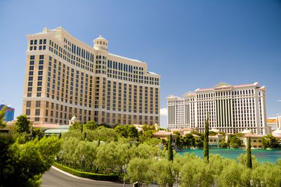 What Are Wall Street Analysts' Target Price for Caesars Entertainment Stock?