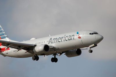 American Airlines replaces legal team in airplane bathroom filming case