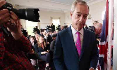 UK moving to ‘sectarian politics’ with women excluded from inner cities, says Farage