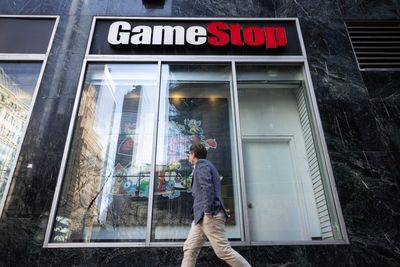 GameStop surges without the help of Roaring Kitty