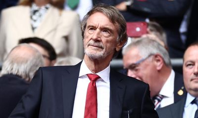 Manchester United staff offered early bonus by Sir Jim Ratcliffe if they resign