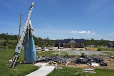 Kentucky Family Faces Second Tornado Disaster In Barnsley