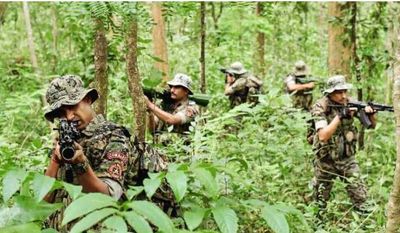 Two Naxalites killed in encounter with cops in Chhattisgarh's Bijapur