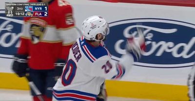 Chris Kreider casually tossed Matthew Tkachuk’s mouthguard into the Panthers crowd