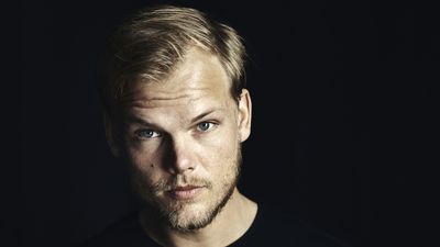 "I don't think I'll ever have the opportunity to record something that's reached farther into the corners of the earth": Avicii hits 1 billion streams for the fifth time