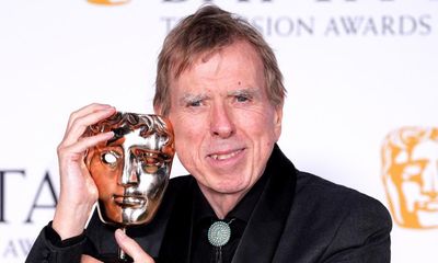 Next UK government must not treat arts as ‘bloodsucker’, says Timothy Spall
