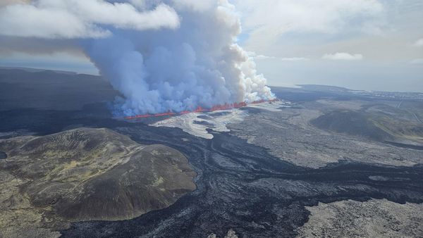 Iceland volcano eruption throws spectacular 160-foot-high wall of lava toward Grindavík