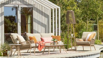 How to remove bad odors from your outdoor decking – and prevent them from coming back