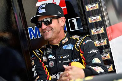 Clint Bowyer to run NASCAR Truck race at Nashville