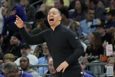 Los Angeles Clippers Sign Coach Tyronn Lue To Long-Term Deal