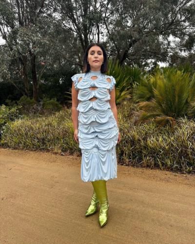 Jessie Ware Stuns In Blue Dress And Green Boots Ensemble