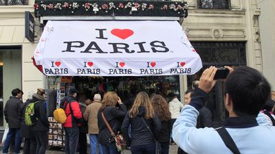 ‘Come back to the Champs-Elysees’: Iconic avenue eager to win over Parisians