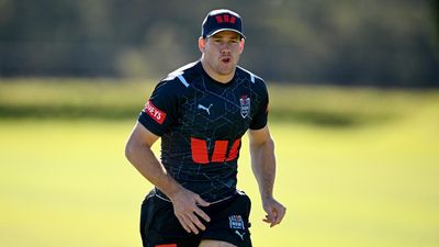 Matt Burton's Origin absence frustrates Bulldogs