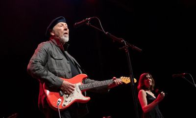 Richard Thompson review – a showcase for decades of exquisite craft