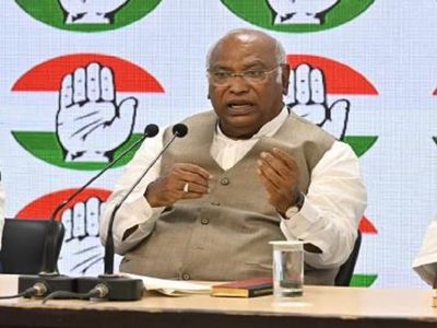 'INDIA bloc will form govt', claims Kharge slamming PM Modi of "divisive" LS campaign