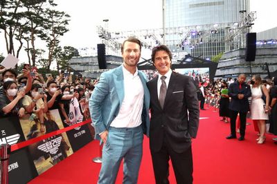 Tom Cruise's Top Gun co-star Glen Powell reveals actor pretended to nearly crash helicopter in prank