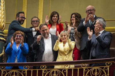 Spain passes bill granting amnesty to Catalan secessionists