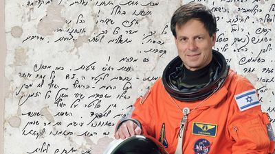 Astronaut's diary found among fallen Columbia space shuttle debris added to National Library of Israel