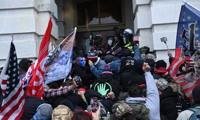 Man who allegedly rammed Trump sign at police on January 6 arrested by FBI