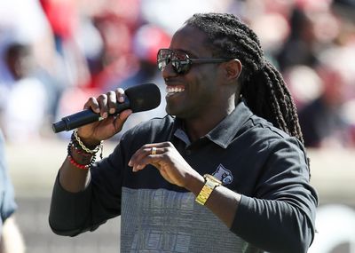 Deion Branch shared insight on growing bond between Patriots’ rookies