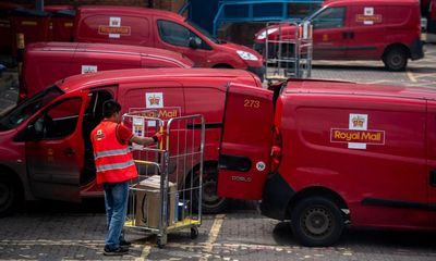 Postal workers union wants Royal Mail staff to have stake in business