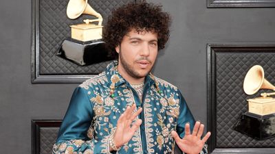 Benny Blanco's closet trailblazes this color trend – experts love the cozy opulence it brings to his brilliant storage setup