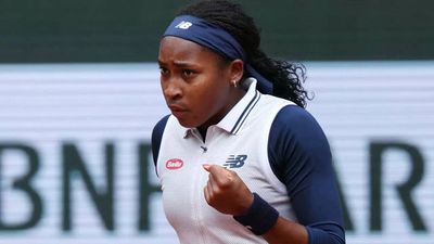 Coco Gauff cruises past Dayana Yastremska into French Open fourth round