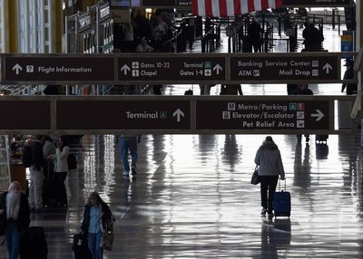 Federal officials are investigating another close call between planes at Reagan National Airport