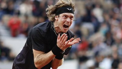 Rublev knocked out of French Open while Swiatek, Gauff, Sinner, Tsitsipas move on