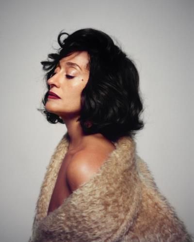 Tracee Ellis Ross Radiates Elegance And Confidence In Photoshoot