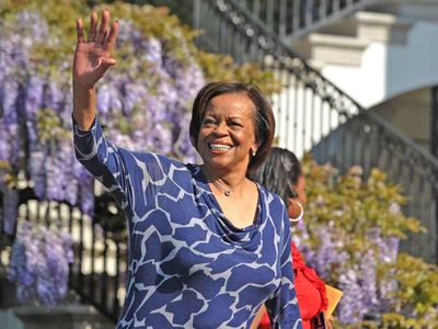 Michelle and Barack Obama lead tributes to her late mom: ‘There will only be one Marian Robinson’