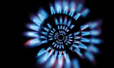 Energy bills: a fixed-price deal could save you £150 next winter