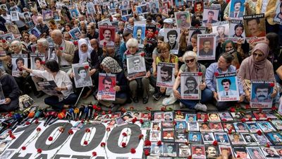 Turkey's Saturday Mothers keep up vigil for lost relatives