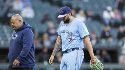 Blue Jays’ Alek Manoah Expected to Miss ‘Extended Period of Time,’ per Report