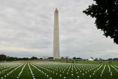 LOOK: Commanders rookies tour Washington, D.C.