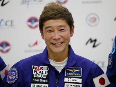 Japan billionaire Maezawa cancels moon trip due to uncertainty over SpaceX rocket development