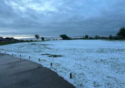 Woman holes out for eagle to win $100K in Colorado event as softball-sized hail cancels final round