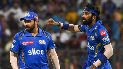 On Rohit Sharma-Hardik Pandya IPL episode, Irfan Pathan says, 'don't even talk about it' in Indian dressing room