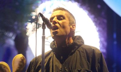 Liam Gallagher review – Oasis frontman delivers Definitely Maybe in all its 90s glory