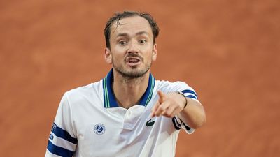 Daniil Medvedev Offers Best Line of the French Open After Reaching Fourth Round