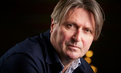 Simon Armitage: Poets can fight climate crisis by making us spellbound by nature