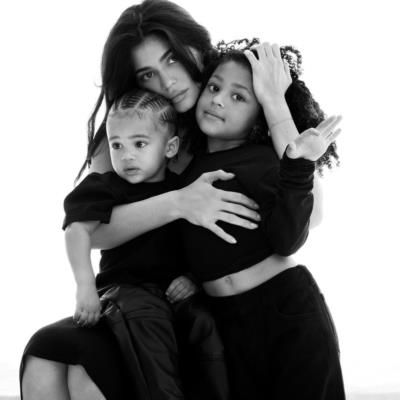 Kylie Jenner's Heartwarming Family Moment In Monochrome