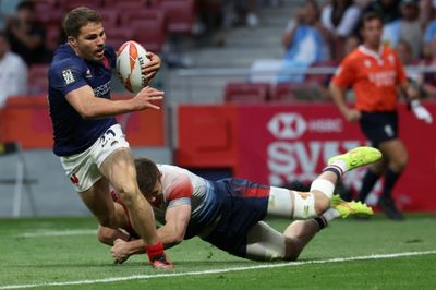 Dupont Guides France To Sevens Glory