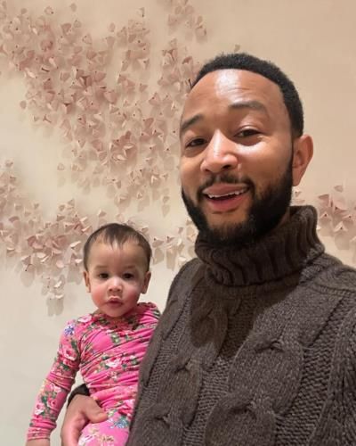 John Legend's Heartwarming Selfie With Baby Daughter Radiates Pure Joy